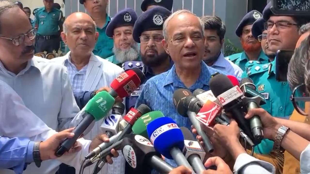 শারদীয় দুর্গাপূজা নিয়ে স্বরাষ্ট্র উপদেষ্টার আপত্তিকর মন্তব্য অনতিবিলম্বে প্রত্যাহারের দাবি ঐক্য পরিষদের